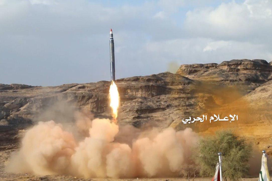 صواريخ "زلزال 1" يمينية قرب عسير السعودية