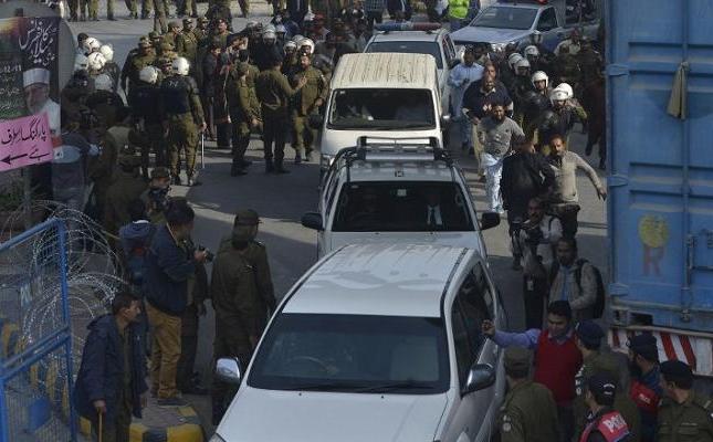 موظفو "القنصلية الصينية" التي تعرضت لهجوم في كراتشي بخير