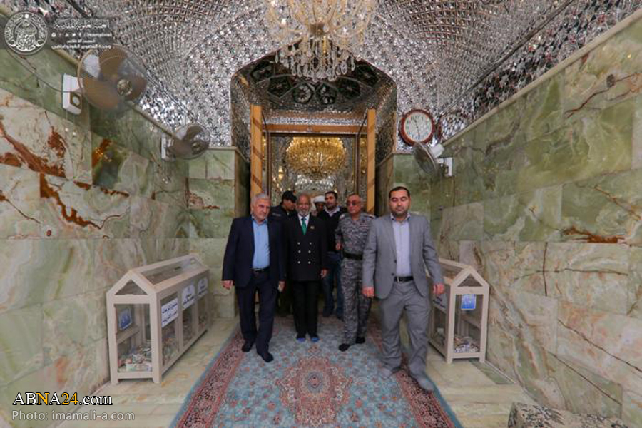 Ambassador of Sri Lanka to Iraq visits Holy Shrine of Imam Ali (AS) / Pics