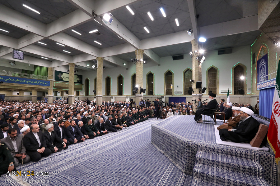 Berita Bergambar: Pertemuan Ayatullah Khamenei Dengan Para Peserta Konferens Perpaduan Islam