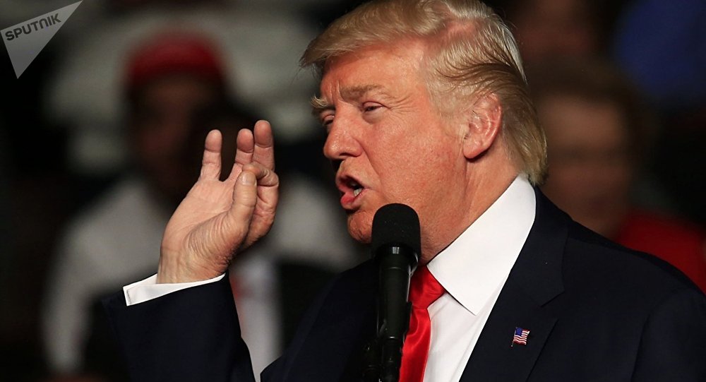 EUA podem impôr tarifa sobre Iphones e Laptops importados da China, diz Trump