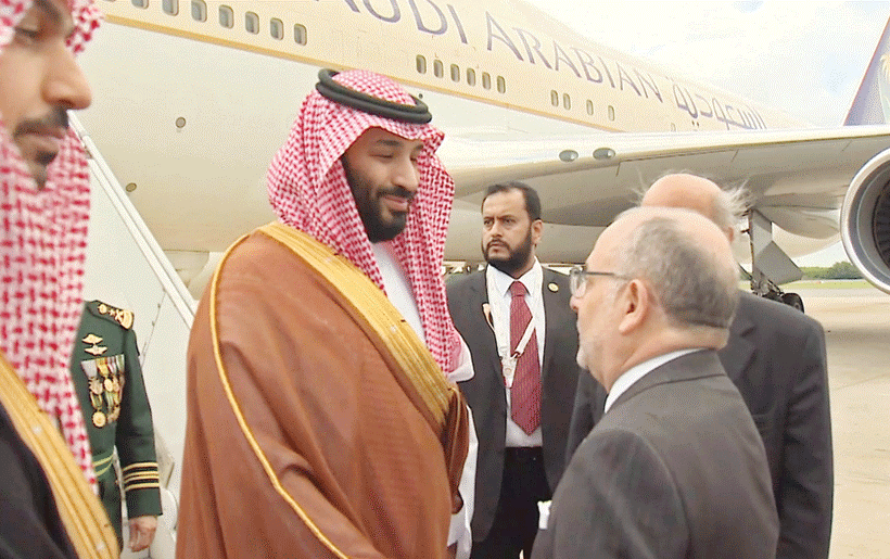 إبن سلمان يختار النزول في سفارة بلاده بدلا من الفندق