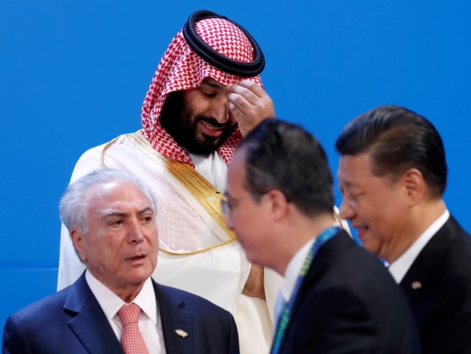 تقرير مصور/ "تهميش وتجاهل"... صور تحكي ما جارى لمحمد بن سلمان في قمة العشرين