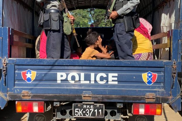 စစ္ေတြ ကယ္ဆယ္ေရးစခန္းမ်ားတြင္ လူကုန္ကူးသူမ်ားက က်ပ္ ၇ သိန္းထိယူ၍ တဖက္ႏုိင္ငံ ပုိ႔ေန
