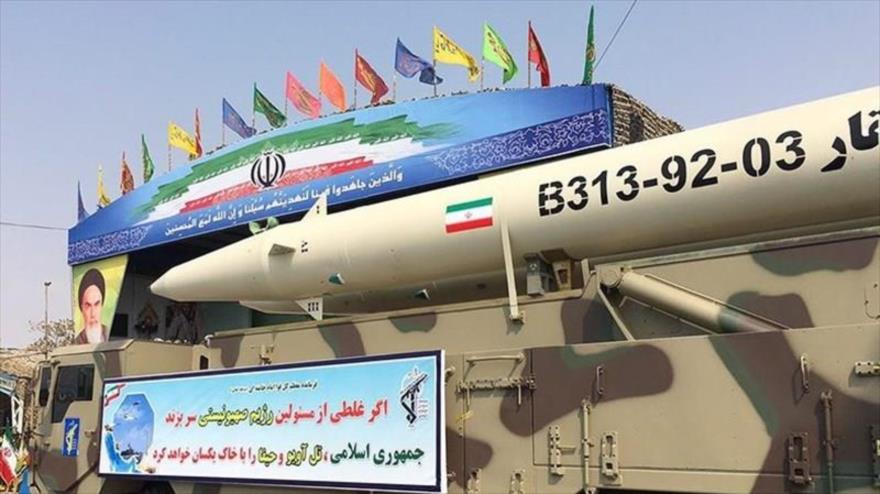 القوات المسلحة الايرانية تعلن انها ستواصل اختبار وتطوير الصواريخ 