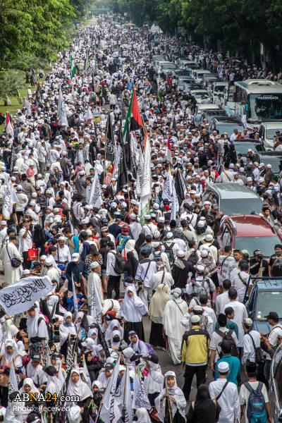 تقرير مصور/ تظاهرات واسعة ضد حاكم جاكرتا المسيحي