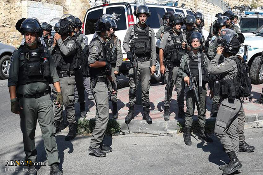 Israeli forces detain 14 Palestinians in West Bank
