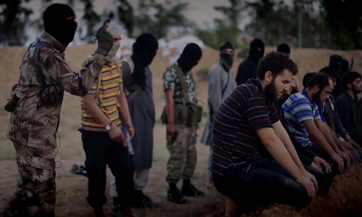 الأمم المتحدة: داعش يحتجز 7 آلاف مدني في "ديرالزور"