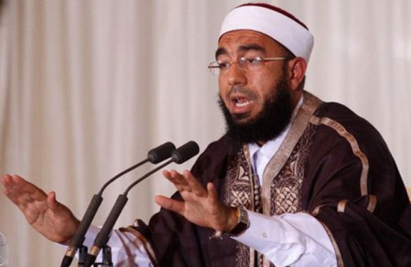 رجل دين تونسي مخاطبا ابن سلمان بعد ان وصفه بـ"الطاغية": مزّق الله ملكك!