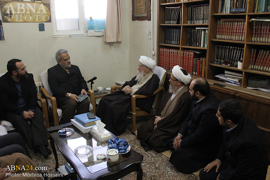 Photos: Ayatollah Safi Golpaygani receives servants of Hazrat Abdul Azim Shrine 