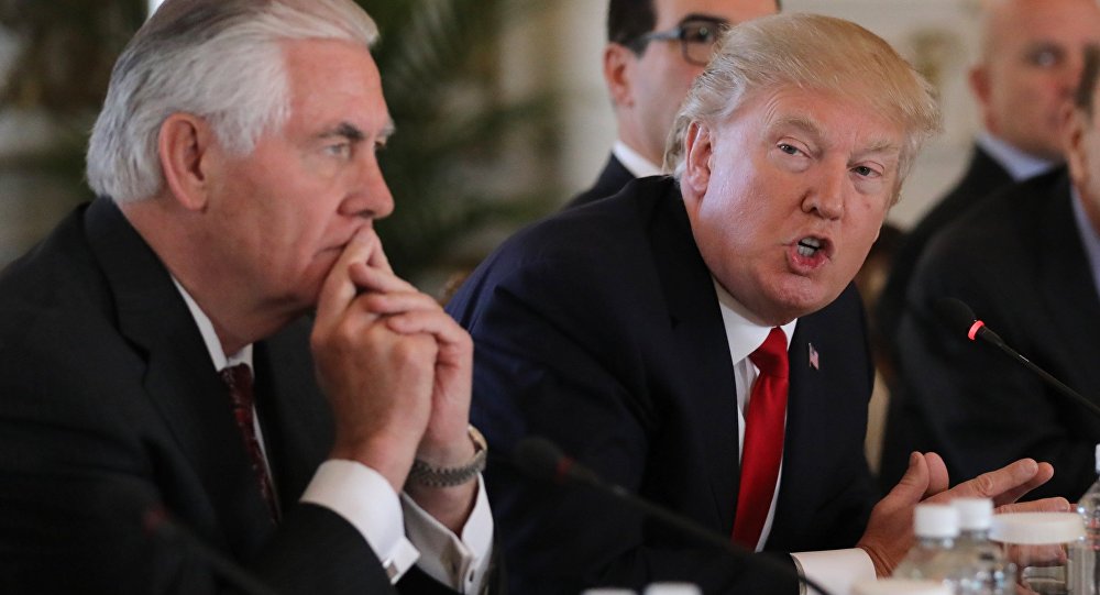 Idiota como uma rocha': Trump responde às críticas do ex-secretário Tillerson