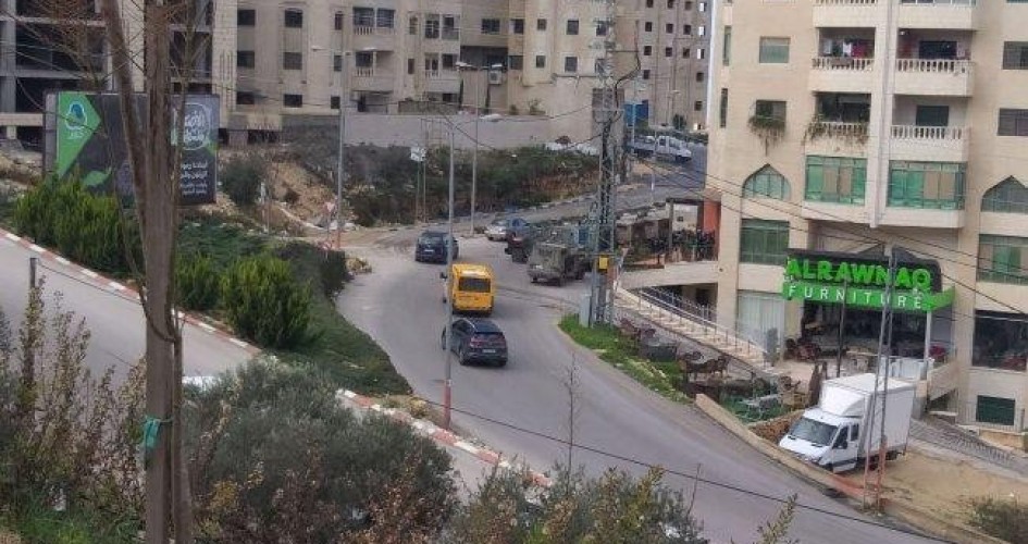 مواجهات عنيفة بين شبان فلسطينيين وقوات الاحتلال الإسرائيلي في رام الله
