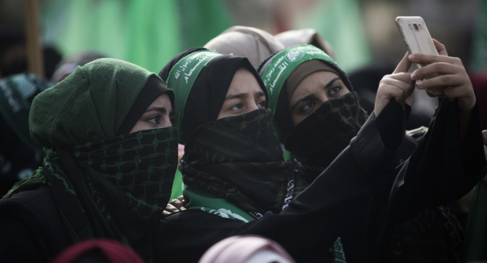 Aniversário do Hamas leva dezenas de milhares às ruas de Gaza
