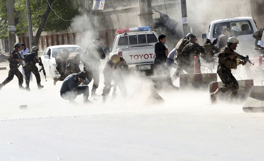 مقتل 4 مدنيين وإصابة 3 في تفجير بأفغانستان