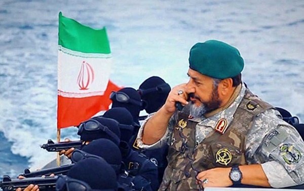 تمرین لمغاوير الحرس الثوري للسيطرة على الارض ومنشآت العدو الاستراتيجية 