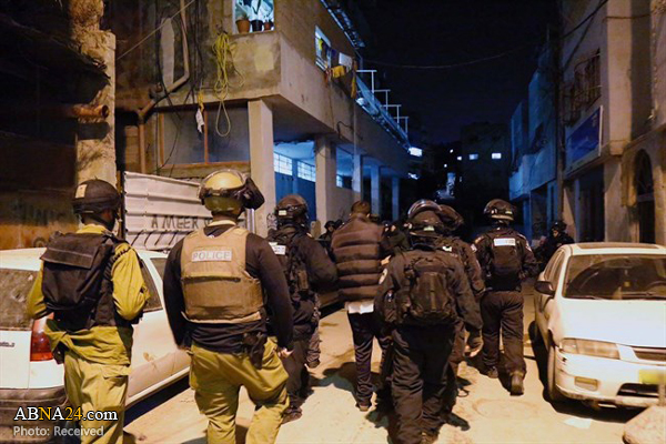 Israeli soldiers detain 15 Palestinians in West Bank