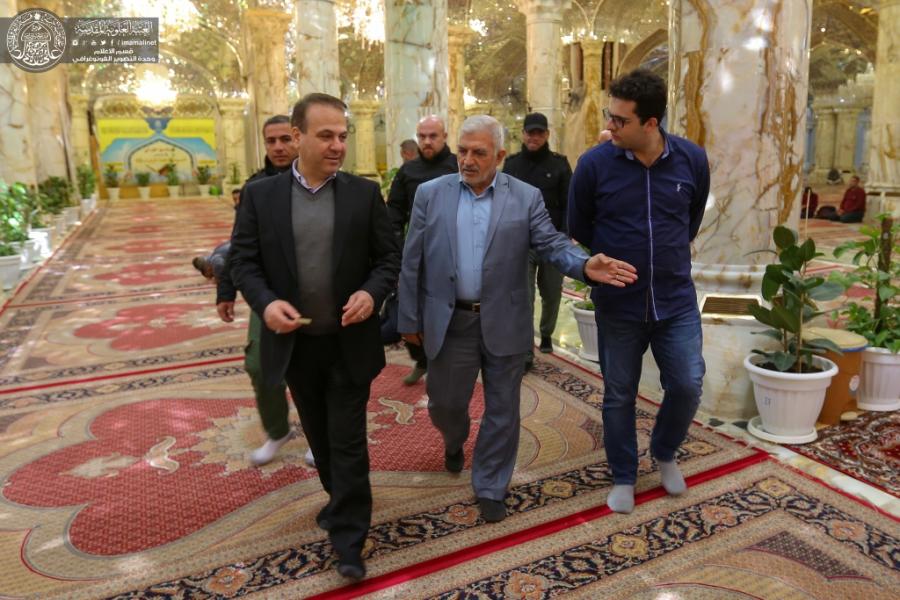 سفير لبنان بالعراق يتشرف بزيارة مرقد امير المؤمنين (ع)