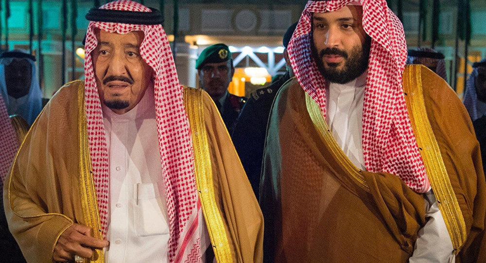 إعلام غربي: الملك سلمان يطهر "الديوان الملكي" دون المساس بابنه
