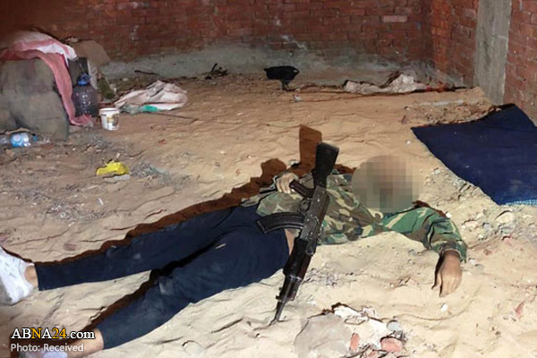 Photos: Egyptian security forces attack terrorist hideout