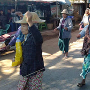 သိမ္းဆည္းလယ္ယာေျမျပန္လည္ရရွိဖို႔ ေတာင္သူ ၁၀၀ ေက်ာ္ ဆႏၵျပ