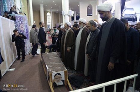 Muhammed Avcı Hocanın Cenazesi Kum Şehrinde Teşyi Edildi / Foto