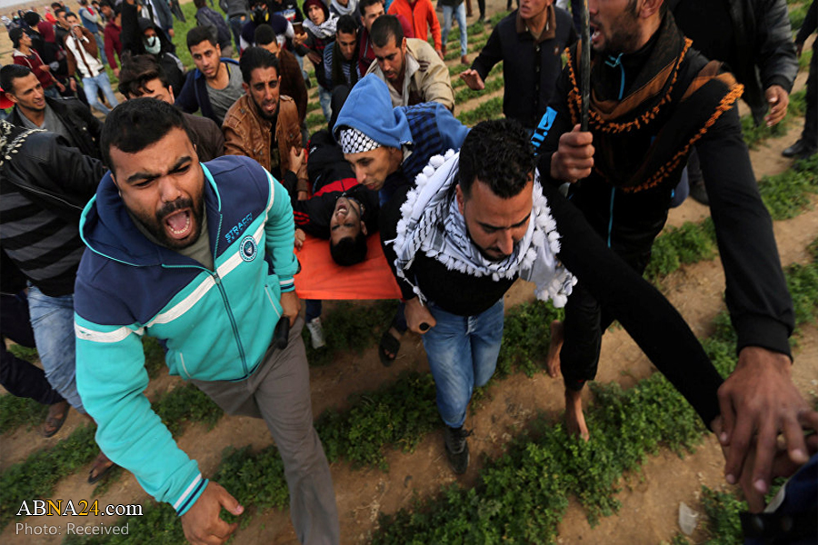 15 Palestinians, including paramedics, injured at eastern Gaza borders