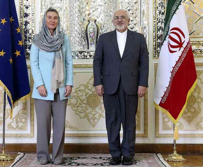 سەرگەردانی موگرینی لە نێوان ئێران و ئەمریکا دا