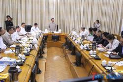 က်င္စန္းေက်ာ့ဂိတ္ တရားဝင္ဖြင့္လွစ္ႏိုင္ေရး တ႐ုတ္လိုလားဟု စီးကူးဝန္ႀကီးေျပာ ေတာင္သူႏွင့္ ကုန္သည္မ်ား၏ နစ္နာဆံုး႐ႈံးမႈကို သိေသာ္လည