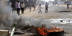 Gelombang Protes Tuntut Al-Bashir Mundur terus Berlangsung di Sudan
