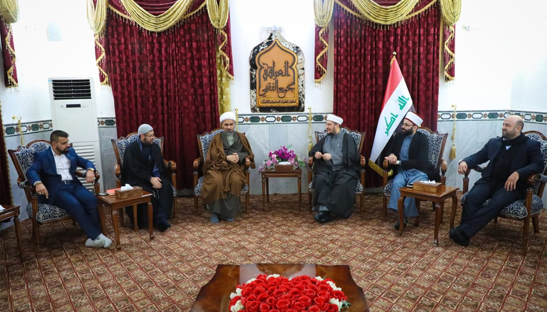 العتبة الحسينية تبحث مع المجمع الفقهي العراقي الموقف من الخطاب الديني والفكر التكفيري