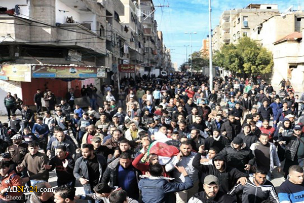 Killed Palestinian woman laid to rest in Gaza / Pics