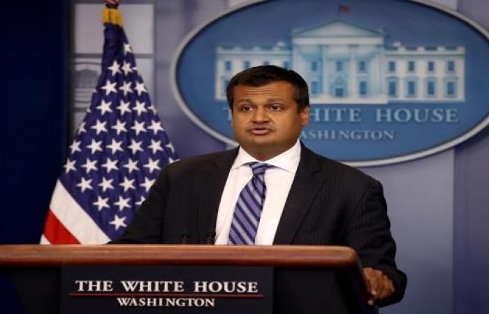 مساعد للمتحدثة باسم البيت الأبيض يستقيل من منصبه