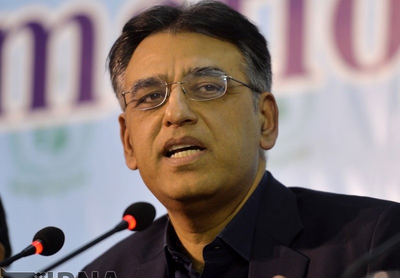 اغیار کو پاک ایران تعلقات میں رکاوٹیں ڈالنے سے گریز کرنا چاہیے: پاکستانی وزیر خزانہ