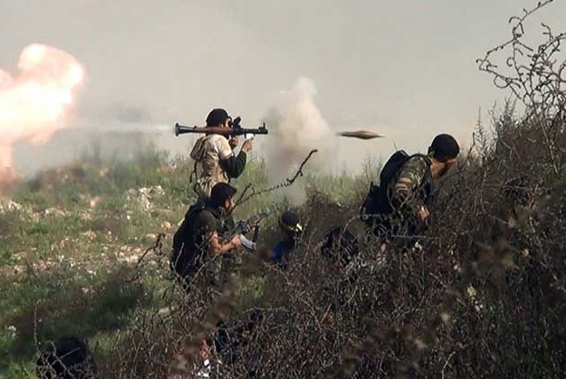 اشتباكات ليلية عنيفة بين "الجيش السوري وتنظيم القاعدة" غرب حلب