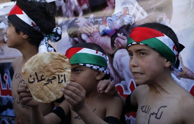 حرب التجويع الامريكية ضد الشعب الفلسطيني 