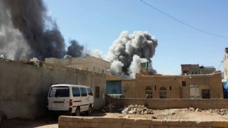サウジ戦闘機が、イエメンの首都を爆撃