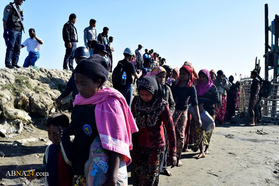 Rohingya Muslim group fleeing India to Bangladesh stuck on 'zero line'