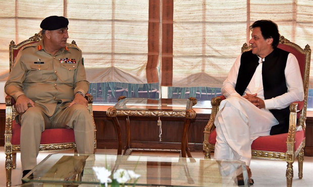 پاکستانی آرمی چیف کی وزیر اعظم عمران خان سے ملاقات