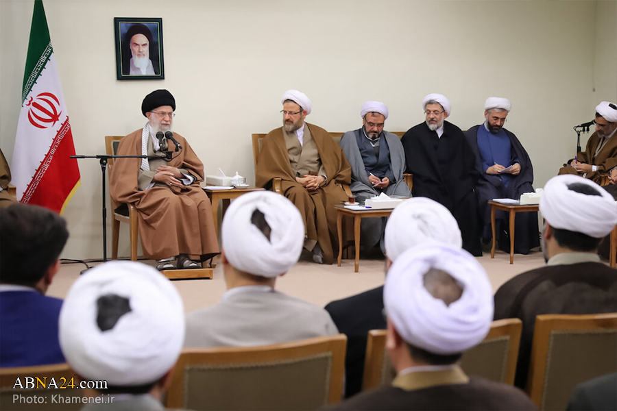 Imam Khamenei: "Hawza is expected to offer solutions to religious problems, inquiries"
