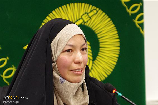 Christian woman converts to Islam at Imam Reza (AS) Holy Shrine