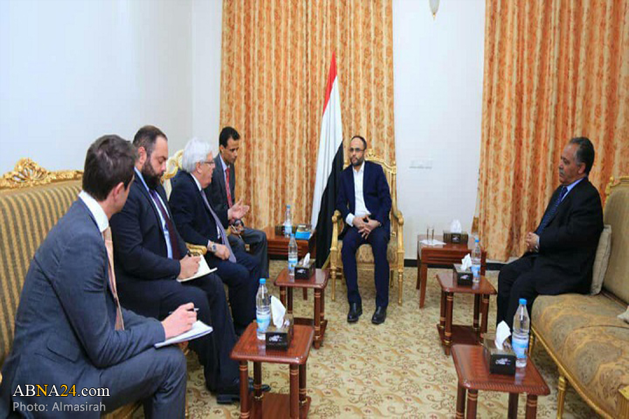 Yemeni President meets Martin Griffith, his accompanying delegation