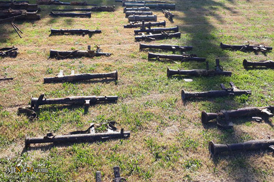 Syrian forces find weapons left behind by terrorists in Damascus / Pics