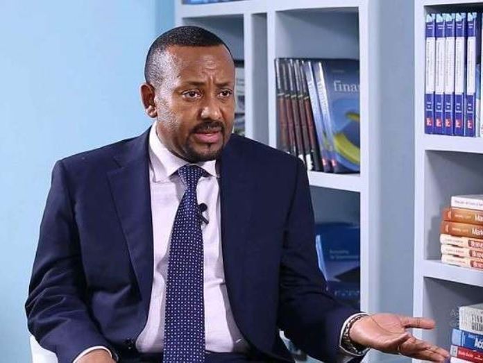 رئيس وزراء إثيوبيا يحذر من يهدد بلاده: "لن نجلس للتفاوض"