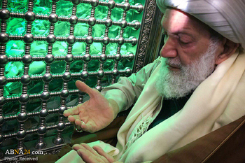 Cheikh Isa Qassim est entré dans la ville sainte de Machhad
