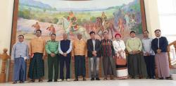 အိႏၵိယႏိုင္ငံ မဏိပူရ္ျပည္နယ္လႊတ္ေတာ္ဥကၠ႒ႏွင့္အဖြဲ႕ စစ္ကိုင္းတိုင္းလႊတ္ေတာ္သို႔ လာေရာက္ေလ့လာ