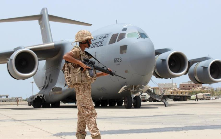 الإمارات تزود بالاسلحة ميليشيات ترتكب جرائم حرب في اليمن