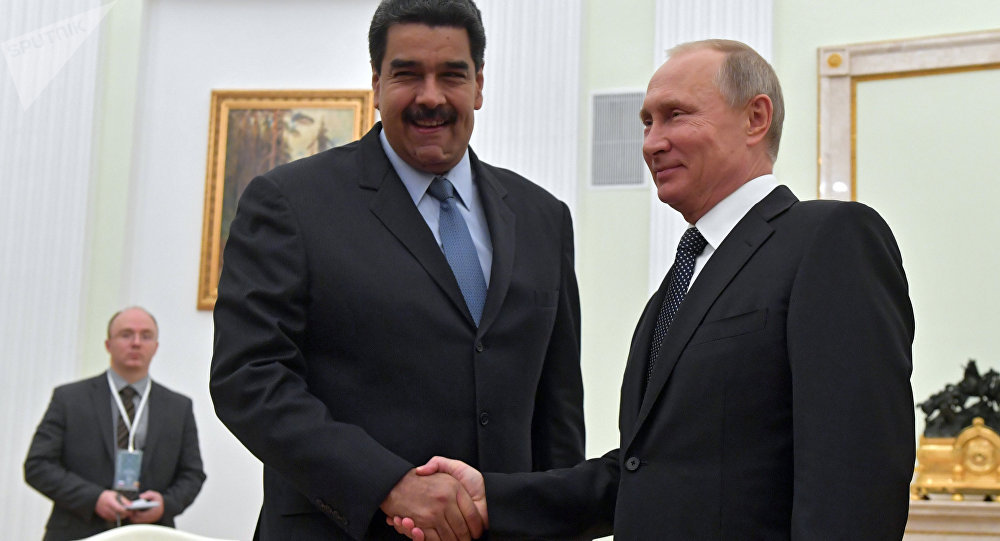 Especialista: alegadas dúvidas da Rússia quanto a Maduro são mera desinformação da mídia
