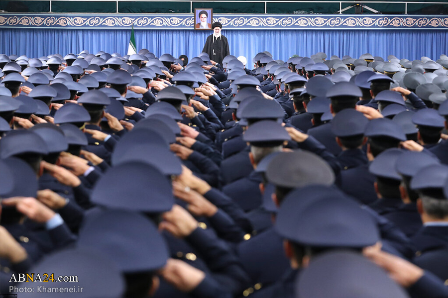 Photos: Imam Khamenei receives Army Air Force commanders, staff