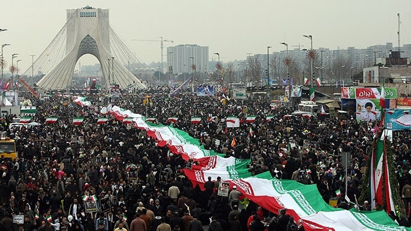  ２月１１日、イラン全国で革命勝利40周年の大行進