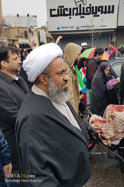 تقرير مصور/ مشاركة العضو الكويتي بالجمعية العامة للمجمع في مسيرات ذكرى انتصار الثورة الاسلامية